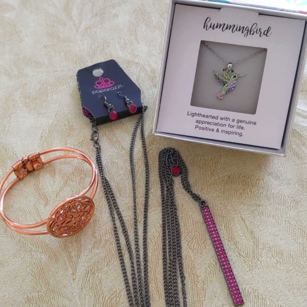 3 pieces of Costume Jewelry
